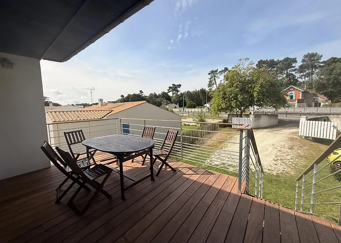 Hébergement de vacances De Jo Grand-Village-Plage